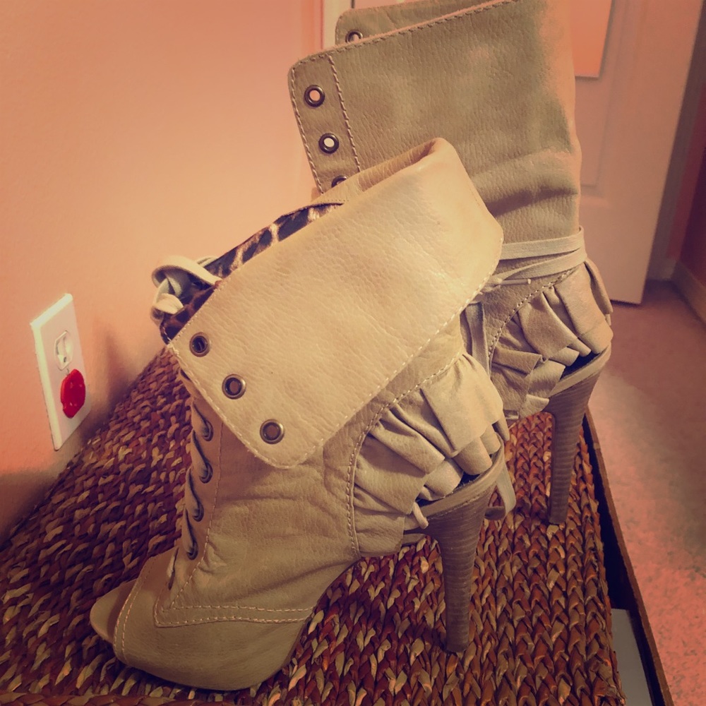 Betsy Johnson Heels